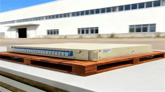 All-vanadium liquid flow battery container