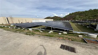Requirements for the distance between container energy storage equipment and buildings