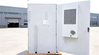 Solar inverter flashes blue