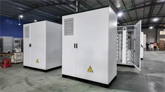 Automatic assembly of battery packs for container energy storage