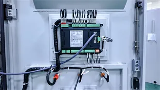 Graphene lead-based energy storage battery