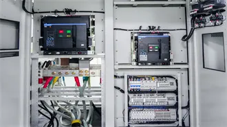 Energy storage system provides apf