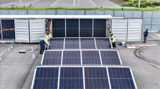 Customizable solar bracket size